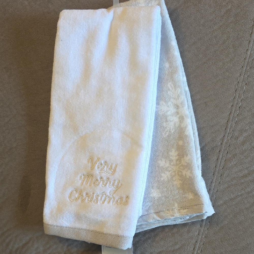 Wondershop White and Gray Christmas Towel